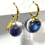 2way 夜空の りんご ミニ フープピアス イヤリング / 果物モチーフ グリーンアップル りんごピアス りんごイヤリング  シンプル ゴールドアクセサリー レジンアクセサリー 黒 青 ハンドメイド
