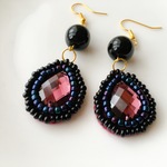 umezoo様専用ページとなります。♡しずくビーズ刺繍ピアス（ボルドー＆ブラック）