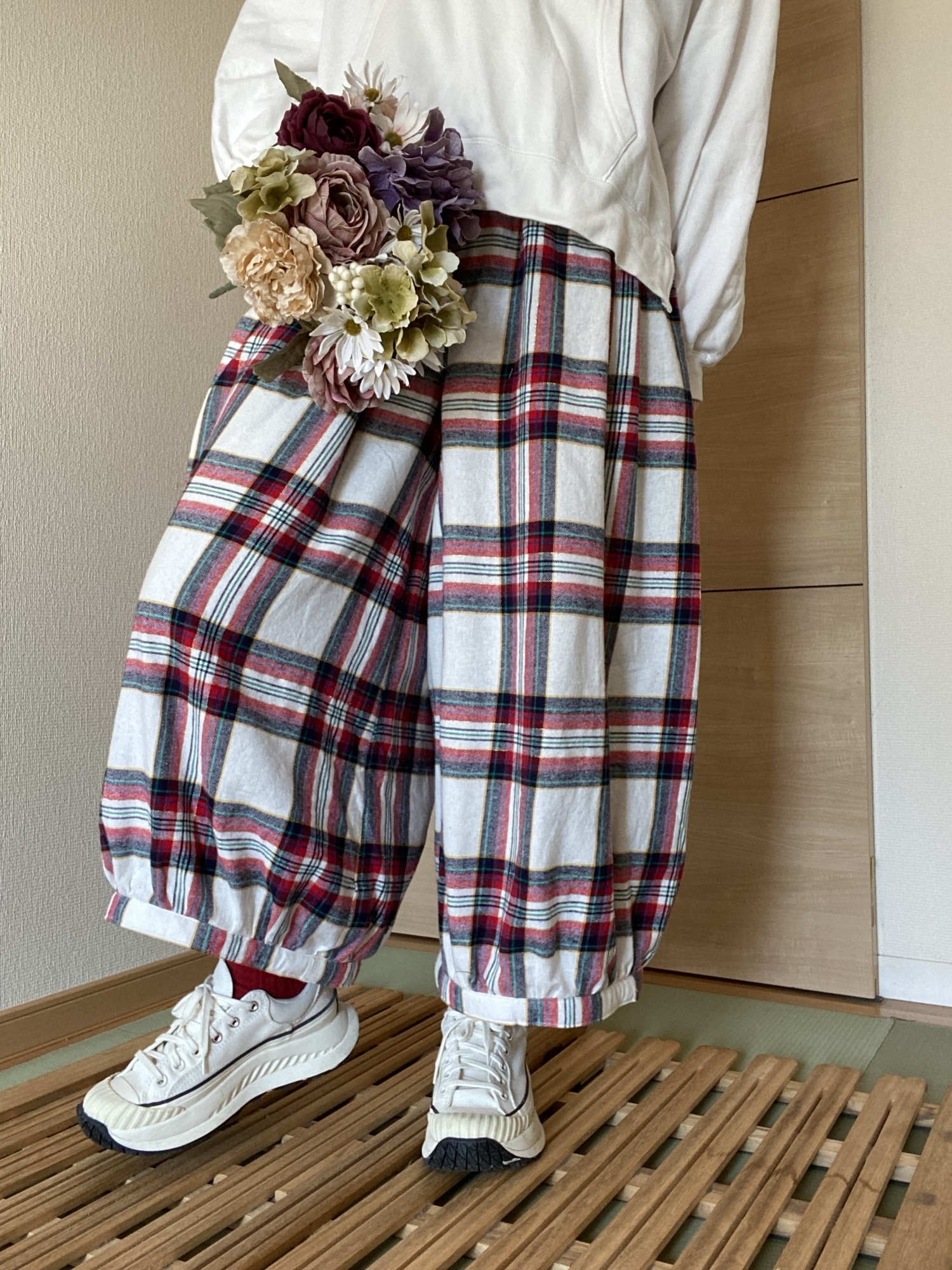 人気❤️☘️ぽわんとパンツ?大人可愛い?オフホワイトチェック生地☘️