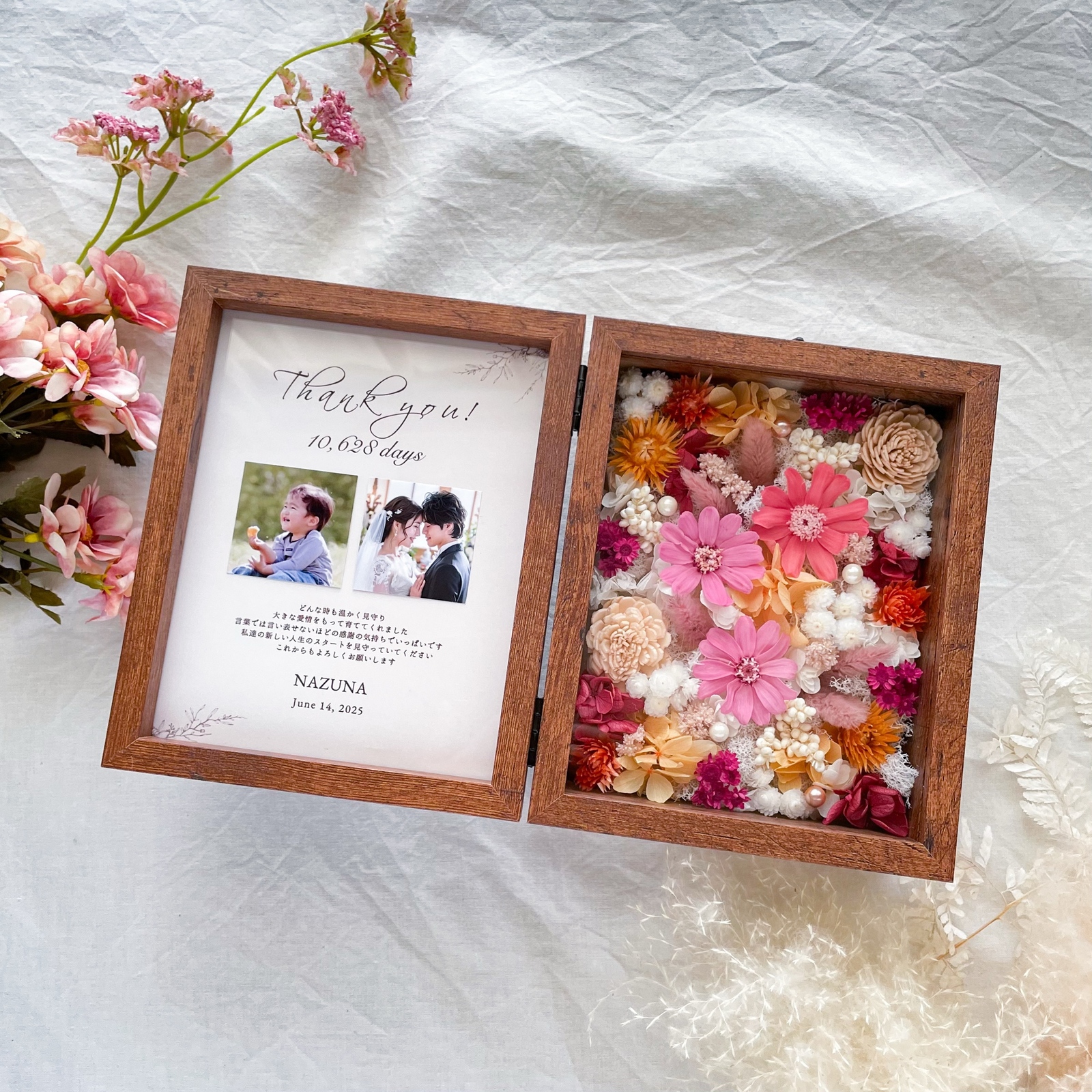 【両親贈呈品・写真入れOK】思い出に残るお花のフォトボックス（ジニア)誕生日祝い　引越し祝い　子育て感謝状　結婚祝い　出産祝い　ギフト 6,764円
