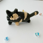 サビ猫の小さなぬいぐるみ（67）