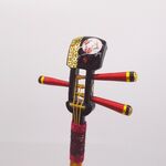 かんざし「三味線」漆黒３３９（梅亀甲）紅梅