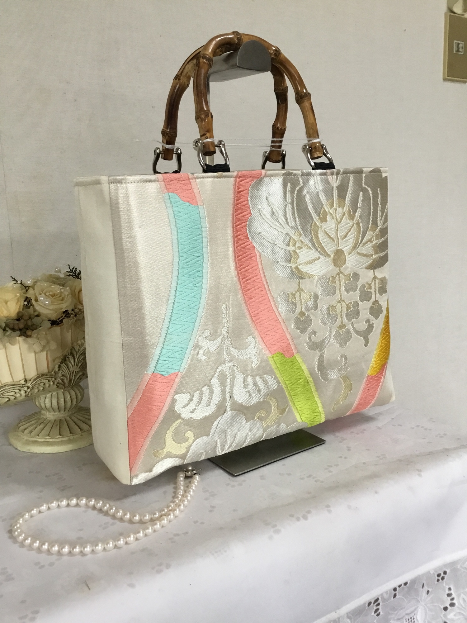 花ぷらら・シンプルで使いやすい・洋服でも着物でも使える 