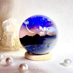 🌙🏔️ 夕暮れから夜へ—三日月レジンアート球体～Twilight Crescent Sphere～