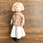 ドール服セット　白いティアードスカートとセーター　マドレーヌちゃん　ニコルちゃん　 doll clothes  madelinedoll  clothes