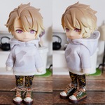 白迷彩柄パーカーとパンツのセット（ねんどろいどどーるオビツ11ボディ共有サイ