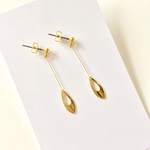 華奢見え★上品にゆらゆら揺れるしずく★ピアス