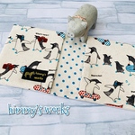おちゃめなペンギン柄☆ハンカチ風サニタリーポーチ☆Funny Penguins 