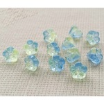涼しげな花たち　チェコビーズ　4X6mm 12個