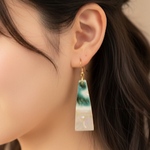 夜光貝ピアス【波（大）】