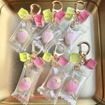 (下段)いろんな和菓子のパッケージキーホルダー①　いちご　寒天ゼリー　レジン　パステル　キューブ　チャーム　食品サンプル フェイクスイーツ ミニチュア 樹脂粘土 和装 和小物 リアル プチギフト