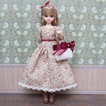 NO.312 22㎝ドール服 花柄のワンピース＆小物セット