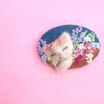 🌸ねんねん仔猫ちゃんのお花摘み🌸羊毛 ・刺繍立体ブローチ