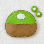 【フェルト】キウイのお布団🥝ミニチュアお人形遊び用