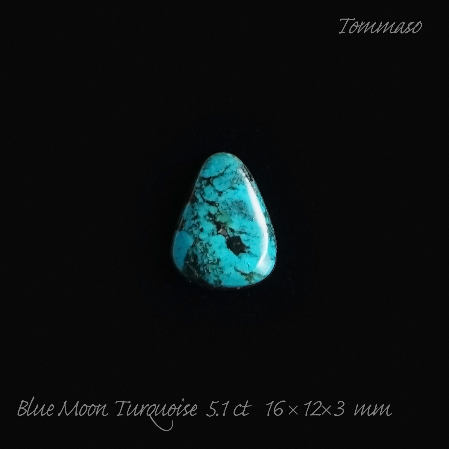 ブルームーンターコイズ カボション Blue Moon Turquoise