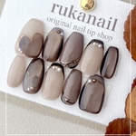 フレンチ×マグネット　ネイルチップ　秋　冬　デート　バレンタイン　普段使い　ハート　可愛い