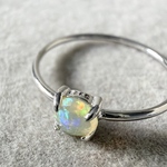 9号 オパール リング / 10月誕生石 天然石 ウェロオパール きらきら 宝石 プチギフト