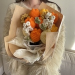 【色変更可能】枯れない花束 あみぐるみ プレゼント ナチュラル　かぎ編み 毛糸の花　オレンジ　卒業式　お礼　贈り物　退職　卒業