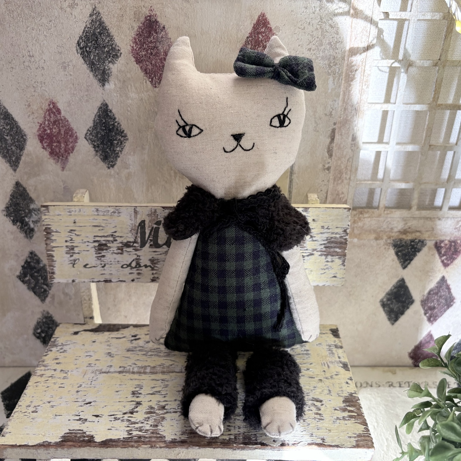 ミナペルホネン　猫　ぬいぐるみ ミナペルホネン メルカリ - ツギハギ猫ちゃんぬいぐるみ カケラパッチ 置物