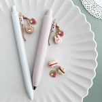 マカロンと苺クッキーのボールペン🍓🖊️