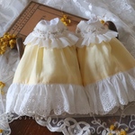 ミモザ刺繍えりのワンピース