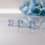 紫陽花 ピアス ノンホールピアス あじさい 透明 一粒 小粒 ブルー 紫 花 透明感 普段使い おしゃれ 金属アレルギー対応 オフィス 夏 初夏 結婚式 浴衣  シンプル オフィス プレゼント