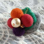 クリスマスホーリーのブローチ☆レッド