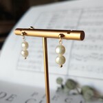 淡水パールの二粒ピアス／イヤリング　セット使い◎　シンプル　記念日　卒入学　フォーマル　上品　16kgp　サージカルステンレス