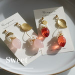 大人のいちごピアス/イヤリング🍓 揺れるアシメデザイン　花×リーフ  strawberry 春　チタン変更OK アレルギー対応　ガーリー
