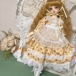 SDMサイズ　エプロンドレス　ひよこ色