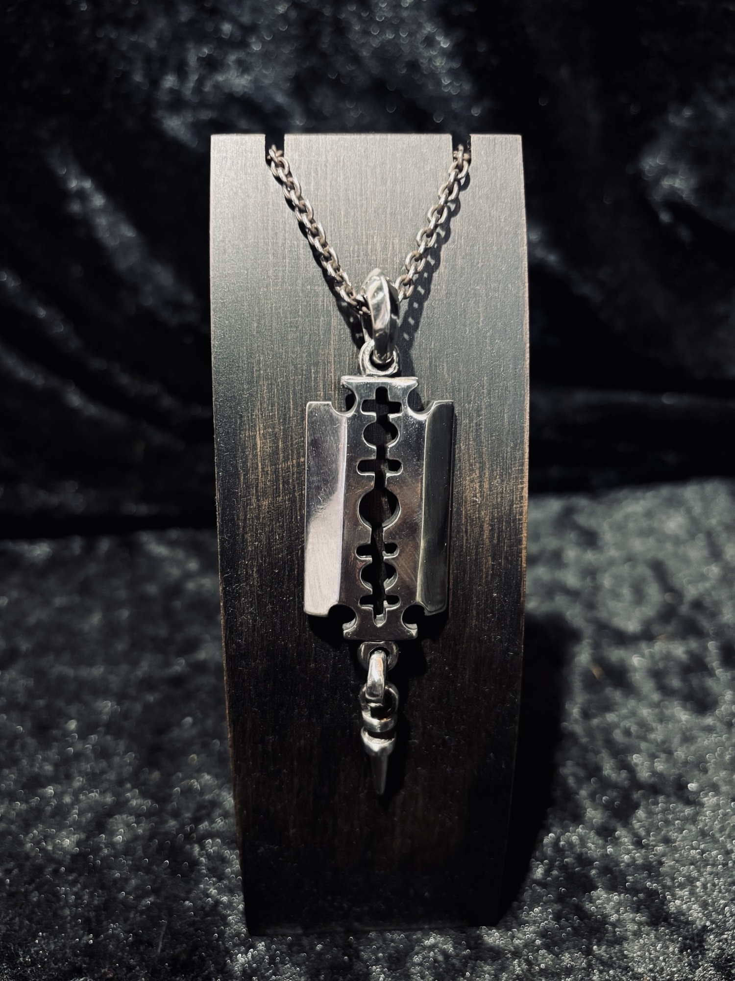 《1点物作品》カミソリ×スパイクトップ　シルバーアクセサリー
