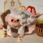 ポーチinベビモンちゃんのお人形