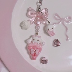 うさいちごタルトストラップ🐰🎀