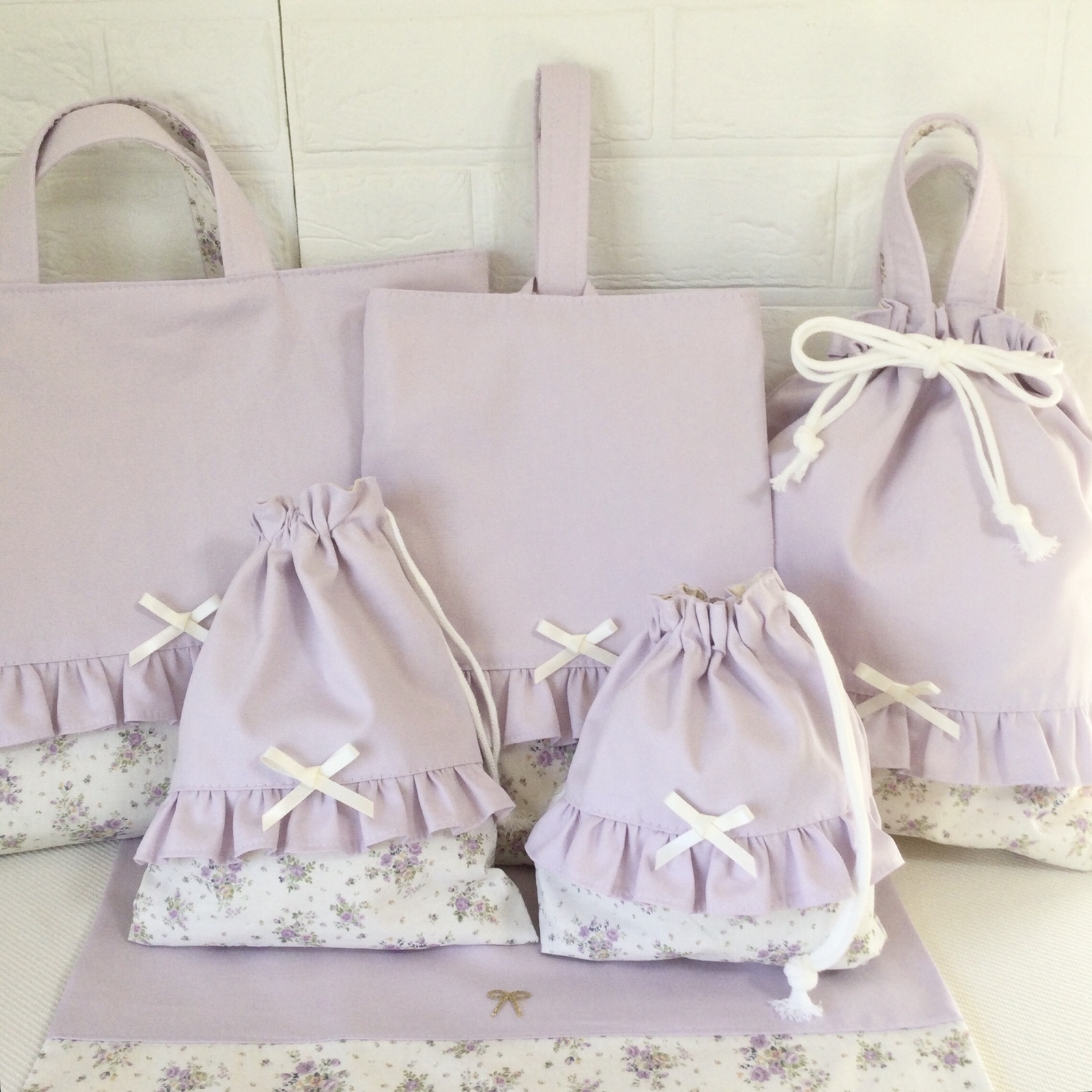 ごく淡い　シュガーパープル　レッスンバッグ　入園　入学　通園グッズ　6点セット　体操服袋　女の子　キルティング　丈夫　サイズオーダー　可能　小花　花柄　入学セット　サイズ対応