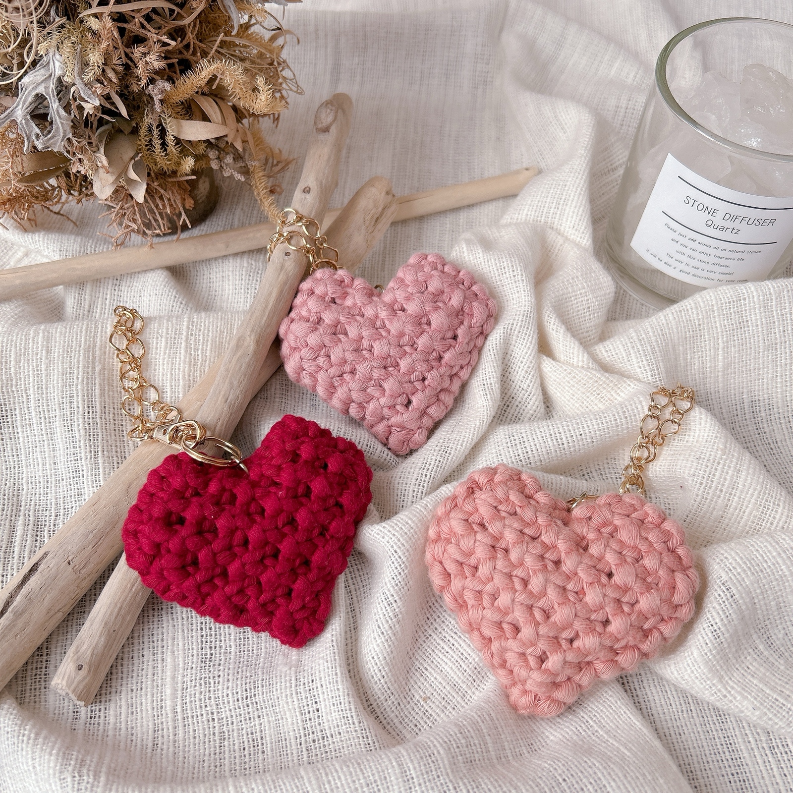 マクラメ HEART CHARM ꒰𑁬♡໒꒱ - Ka pilina's Gallery | minne