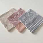 多重ガーゼハンカチ3枚セット　高品質刺繍生地×ふわふわガーゼ　切り替えデザイン　小花　プチギフト　プレゼント　贈り物　