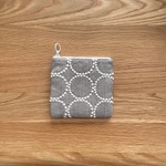 タンバリン  ミニ ポーチ　深型　 ブラウン × ライトベージュ　ミナペルホネン の刺繍生地　　tambourine 