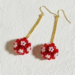 【オーダー品】　花玉ピアス　赤×白