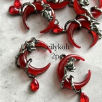 NEW 2個/ レッド　ガンメタ　薔薇と月　チャーム　ゴシック　パンクCH442