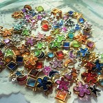 カラフルチャーム　お色も形もＭＩＸ　20ｇ
