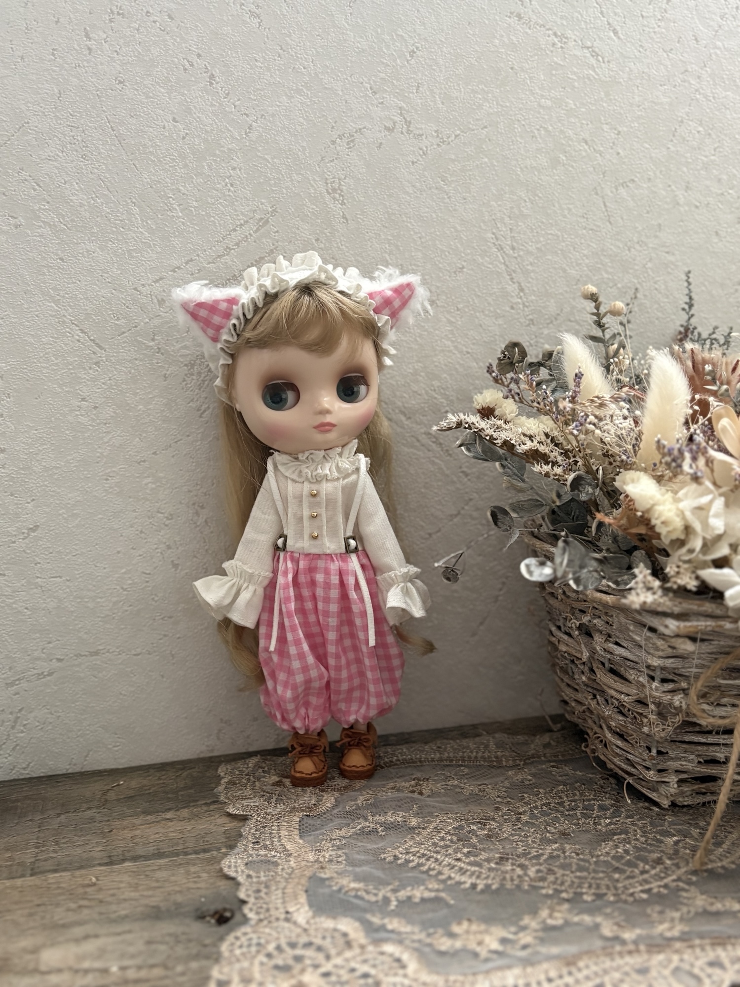 ミディブライス モンストドールサイズ いちごオレな吊りパンツ風ツナギ