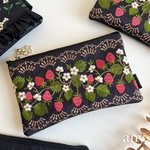 7日(土)21時🕘〜販売！ new🌿インド刺繍リボン 大人ポーチ ㊳♡用途いろいろ！便利なサイズ 18cmファスナー フラットポーチ  3,700円