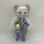 ストライプのオーバーオールのドールチャーム