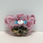 ピンクの豹柄の猫耳ストラップ(サビ)