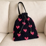 マーブルハートの手編み巾着バッグ/クロシェ/かぎ編み/ニットバッグ/ハート/編み物/お散歩/バレンタイン/ピンク/ブラック
