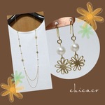 ★SALE 淡水パールとフラワーモチーフのロングネックレス＆ピアス／イヤリングＳＥＴ