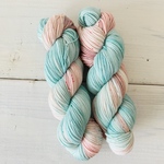 手染め毛糸◯mask of Rosaピンク色の正義◯ミスティー・ダスティー(merino80)ソックヤーン