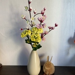 送料無料　樹脂粘土で作った菜の花と梅の花