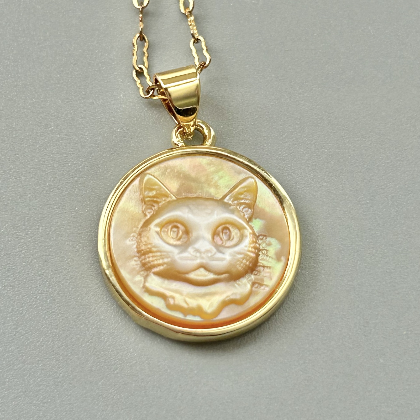 ねこねこネックレス　14kgfチェーン