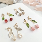 チューリップ（ピアス・イヤリング）